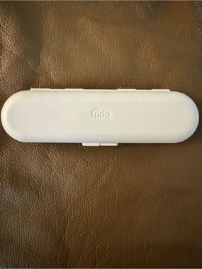 Frida Baby 3-in-1 Picker